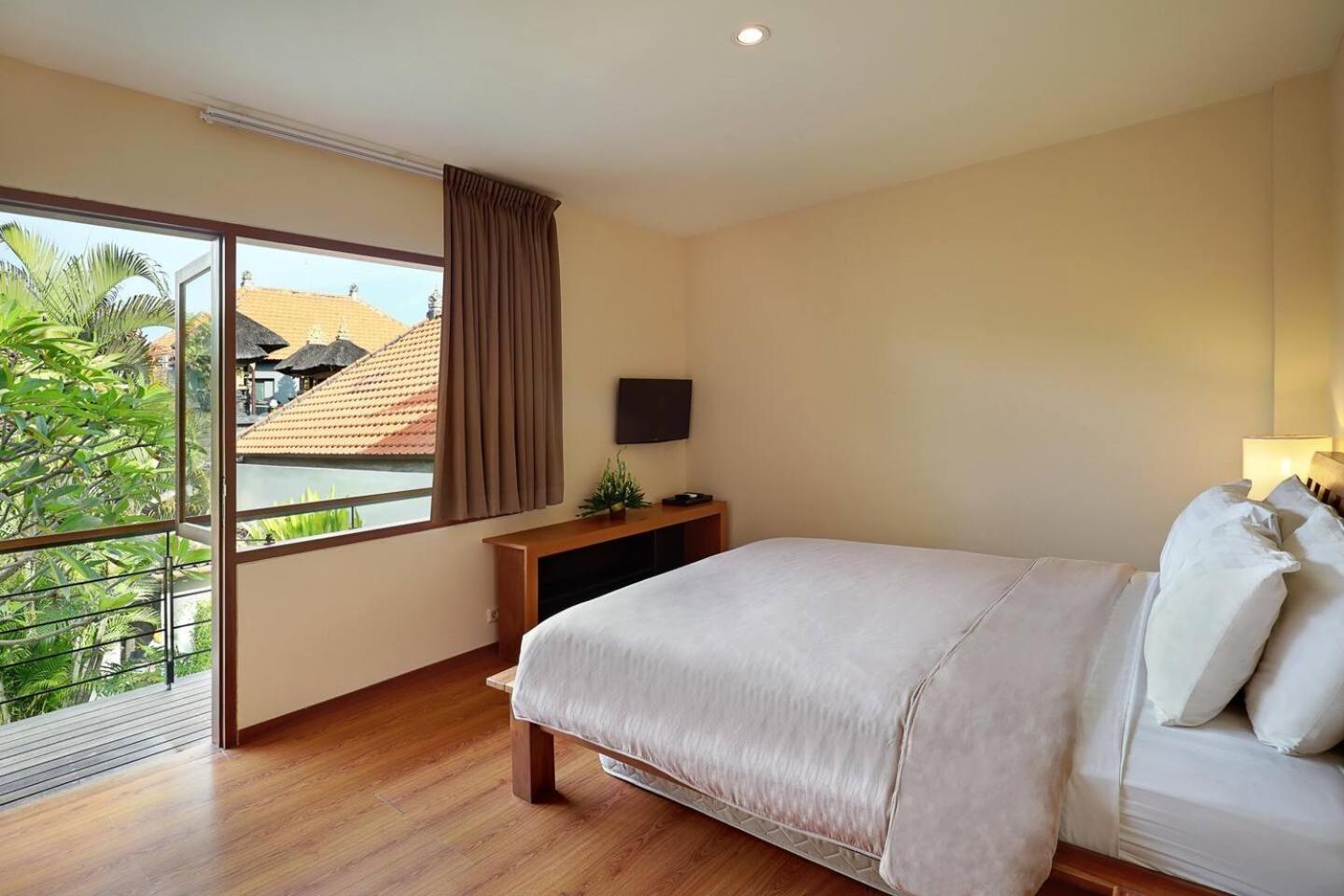 Super Value 4 Bedroom, Walk To Bintang Supermarket Seminyak Exteriör bild