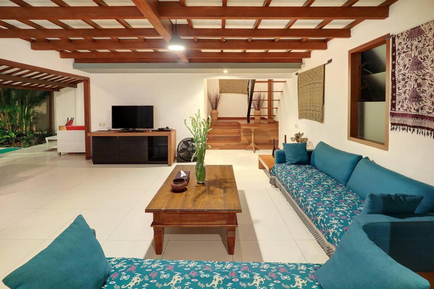 Super Value 4 Bedroom, Walk To Bintang Supermarket Seminyak Exteriör bild